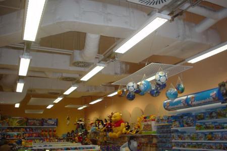 Nákupní  centrum - NOVOPLAZA NOVODVORSKÁ  PRAHA