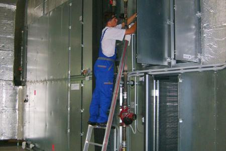 Výrobní  závod  CANS